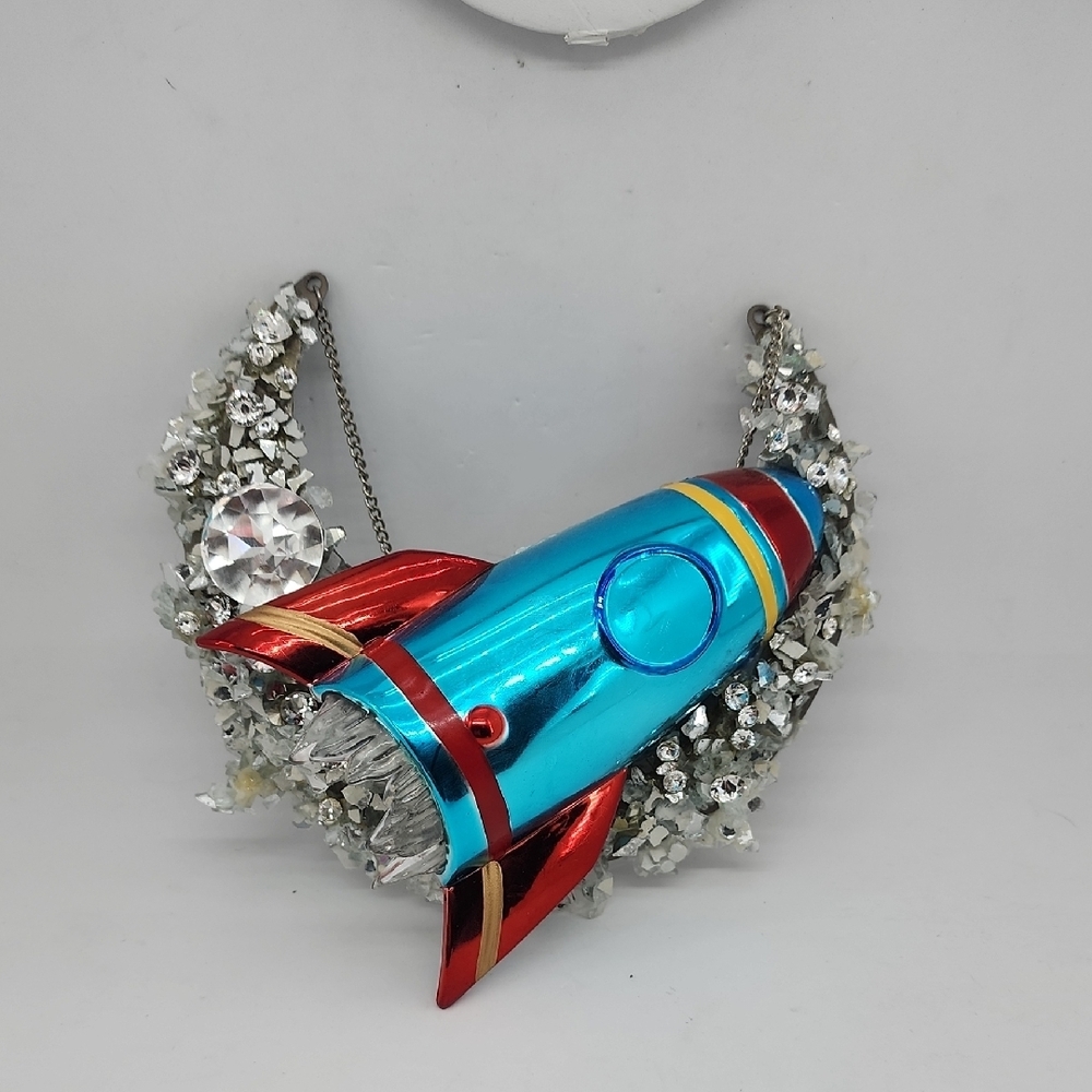 Colorful Rocket Wall Decor - Picture 1 of 8